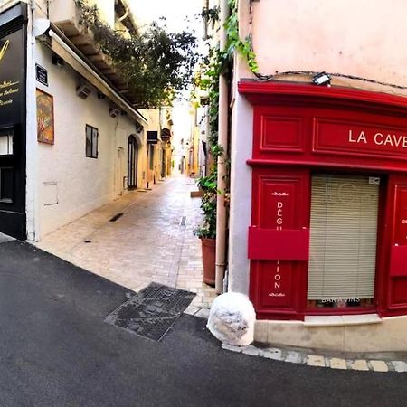 Beautifully Bright Apartment In Old Town Saint-Tropez Exterior photo